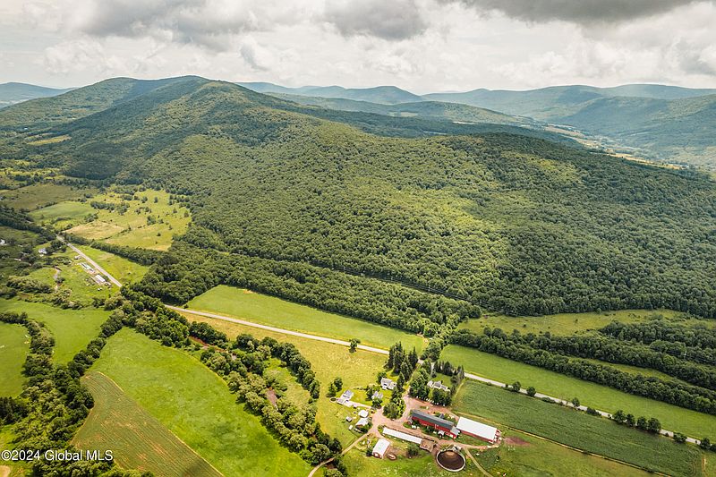 2nd image of 11609 County Road 18