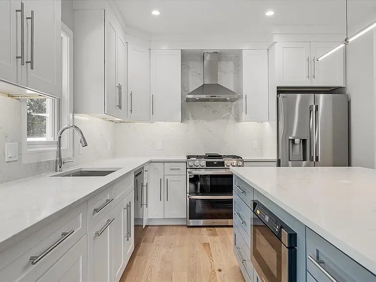 50 Walnut St #A — Photo 8