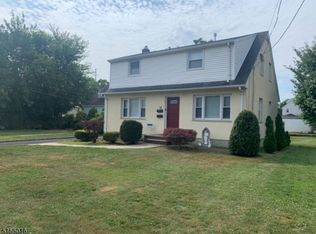 18 Heinrich St, Cranford, NJ 07016