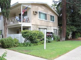 5742-5742 Hazeltine Ave, Van Nuys, CA