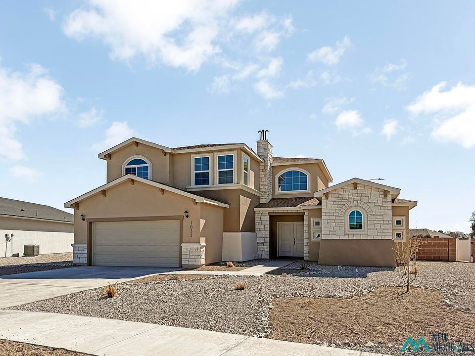 1st image of 1033 W Breeze