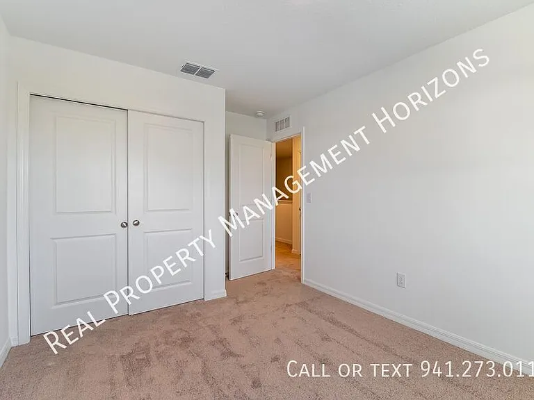 10709 Eclipse St — Photo 15