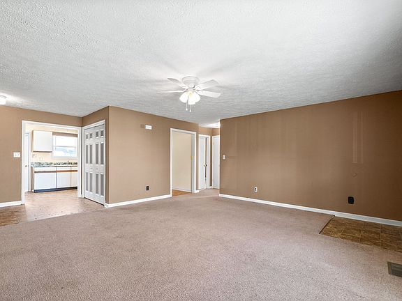 5th image of 306 Thompsonville Ln APT 908