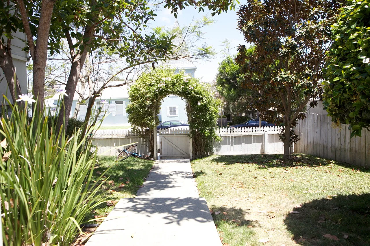 2 bed, $4,500 — Photo 2