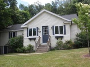 25 Tyson Rd, Worcester, MA 01606
