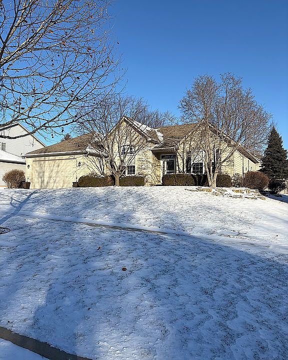 1st image of 2106 Hazelwood Dr