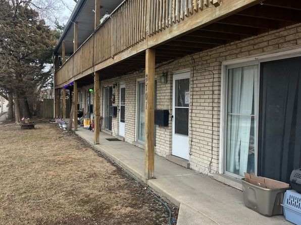 8701 S 84th Ct APT 9