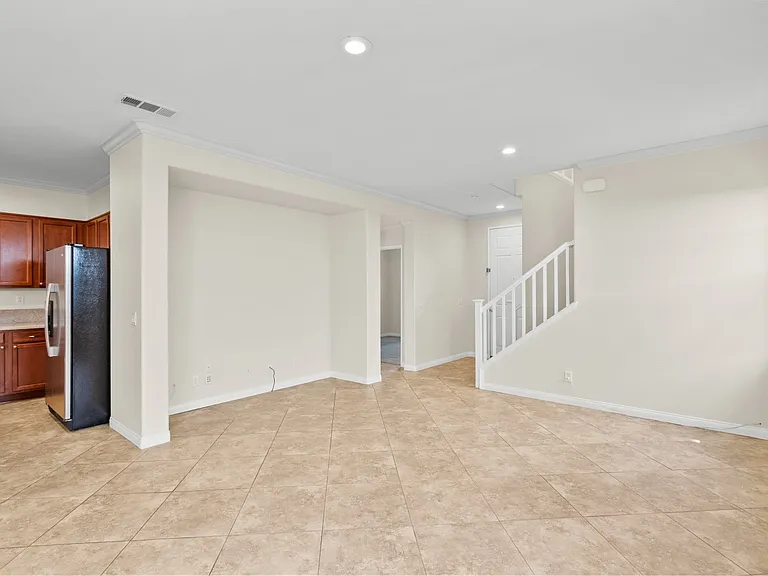 2658 Greenwood Ct — Photo 14