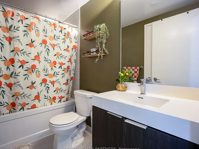 3100 Keele St #605 — Photo 13