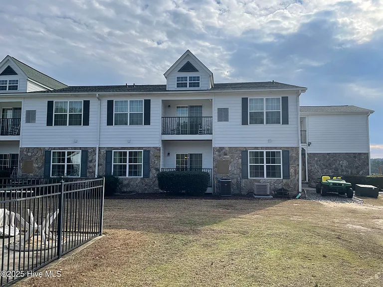 520 Little River Farm Blvd #C100 — Photo 21