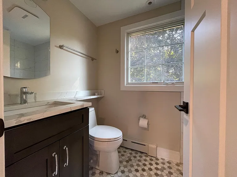 1921 Highland Ave — Photo 13