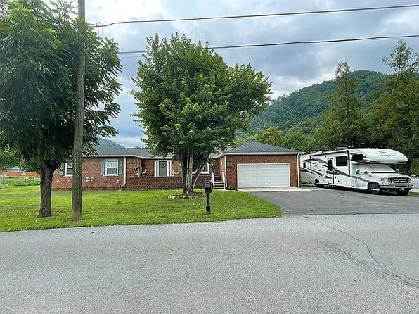 123 Jenkins Hollow Rd, Elizabethton, TN 37643