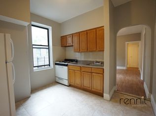 1124 43rd St APT D2, Brooklyn, NY 11219