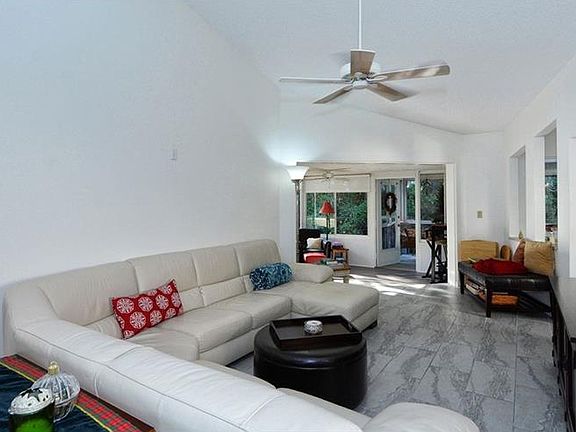 4th image of 626 Leslie Ln #78