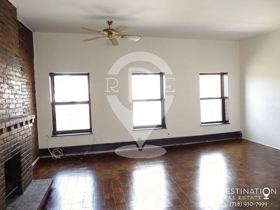 Living Room 19x10