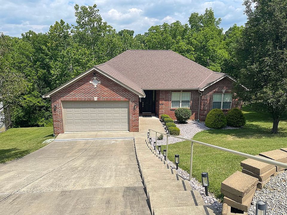 1st image of 1638 Brookridge Circle Dr