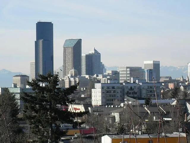 2900 S King St #208 — Photo 2