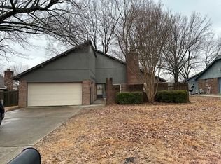 119 Foltz Ln, Muskogee, OK 74403