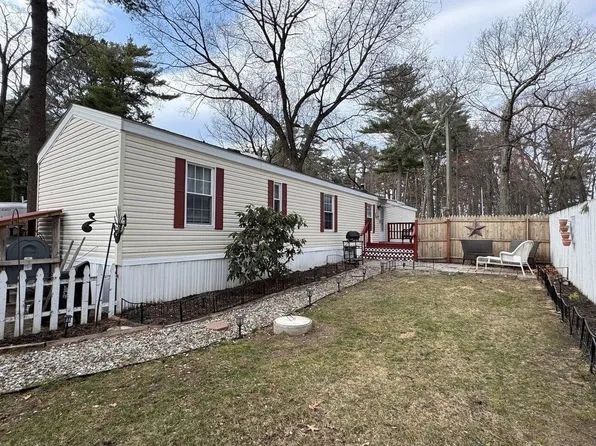 96 Hawthorne Lane, Colchester, VT 05446