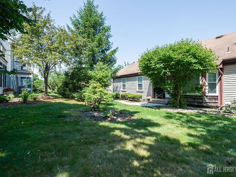 122F Concordia Cir — Photo 18
