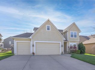 3307 SW Regatta Dr, Lees Summit, MO 64082