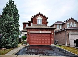 5689 Sidmouth St, Mississauga, ON L5V 2H1