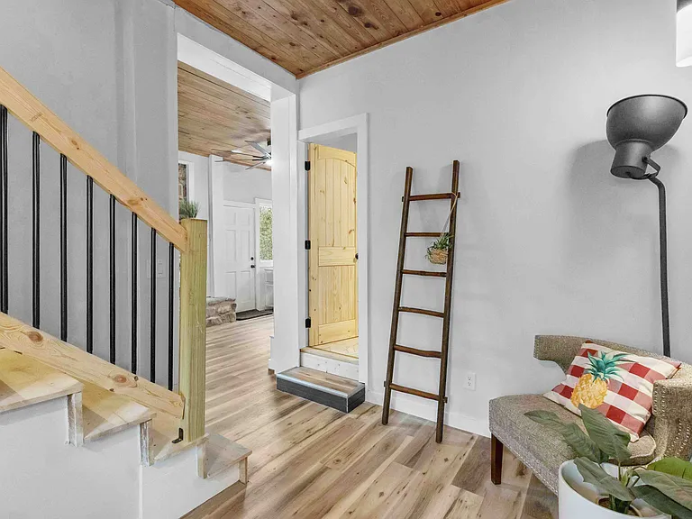 124 Glad Tidings Ln — Photo 13