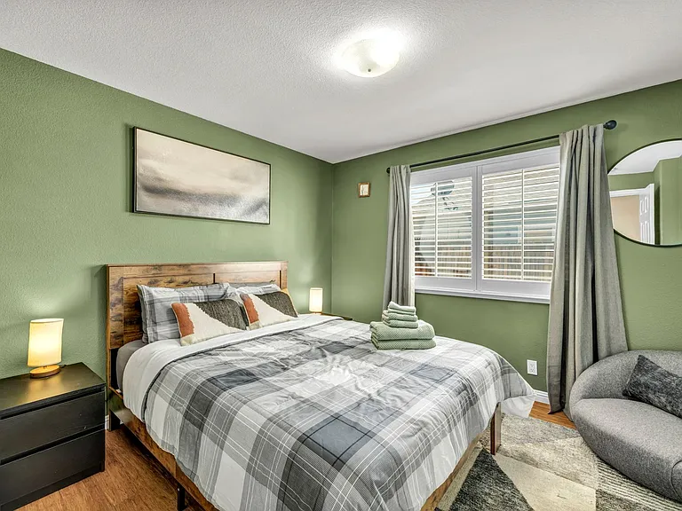 5045 Pradera St — Photo 43