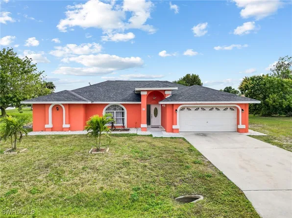 608 L Hommedieu St, Lehigh Acres, FL 33936