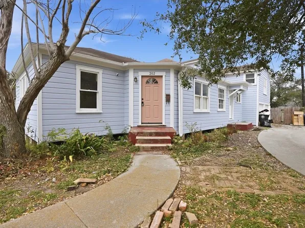 302 Camellia Dr, Corpus Christi, TX 78404