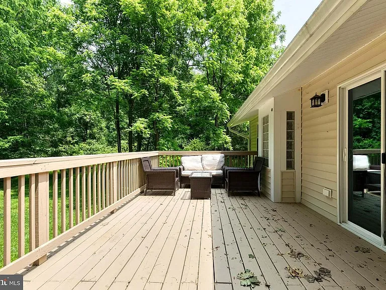 6922 Hollenberry Rd — Photo 17