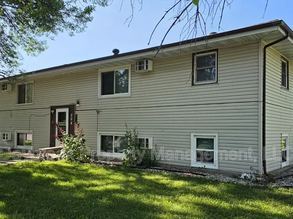 204 4th St NW #3, Dilworth, MN 56529