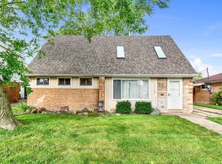 17132 Burnham Ave, Lansing, IL
