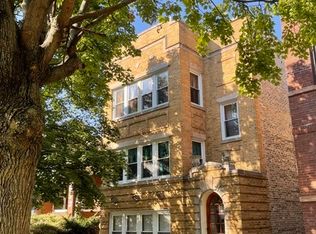 3824 N Francisco Ave, Chicago, IL 60618