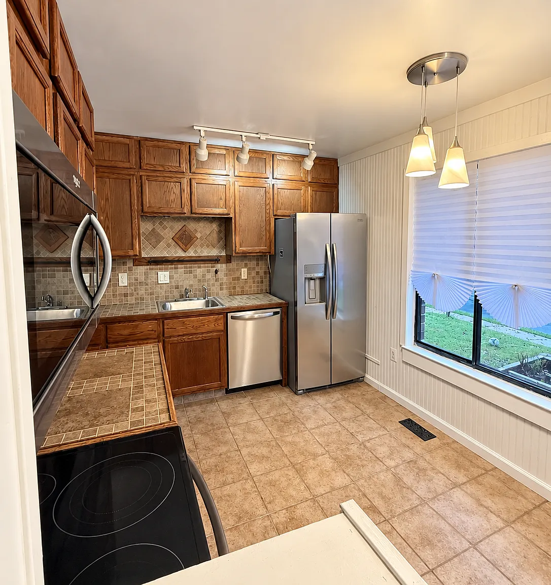 4 bed, 2.5 bath, 1470 sqft, $2,900 — Photo 4
