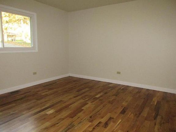 4th image of 251 Elmwood Ave