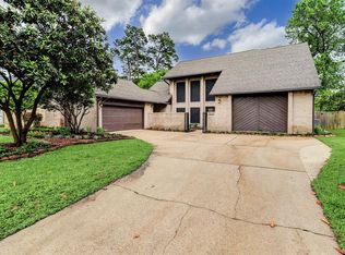 8406 Bunker Bend Dr, Humble, TX 77346