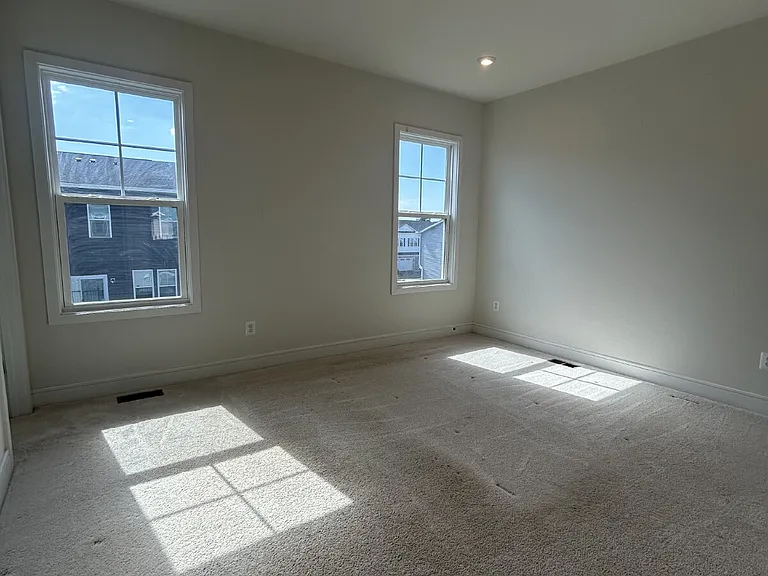 149 Choke Cherry Ct — Photo 11