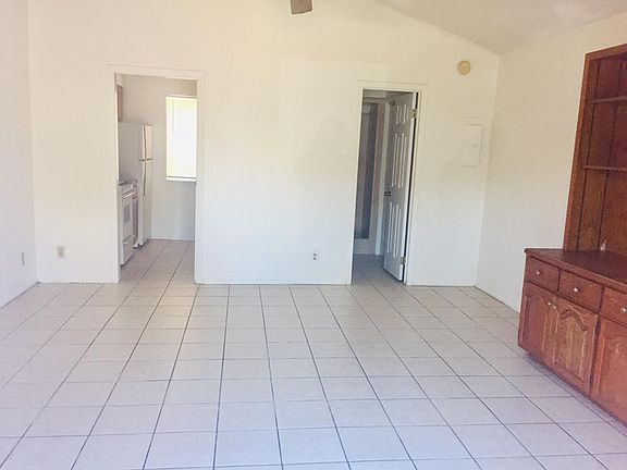 5th image of 3914 Bourbon St APT 7