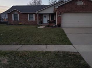 3488 Berkdale Dr, Columbus, IN 47203