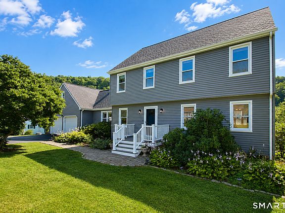 4th image of 31 Cliffside Drive