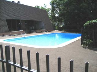 5421 Worth Forest Pl, Columbus, OH 43229