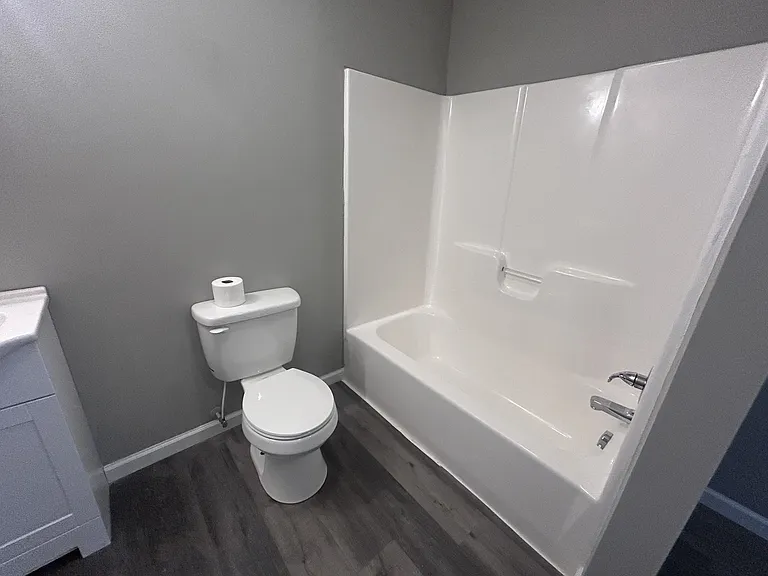 108 Scott Dr — Photo 7