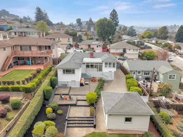 3909 Leona St, San Mateo, CA 94403