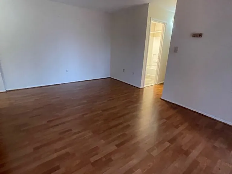 7802 Guildberry Ct #302 — Photo 4