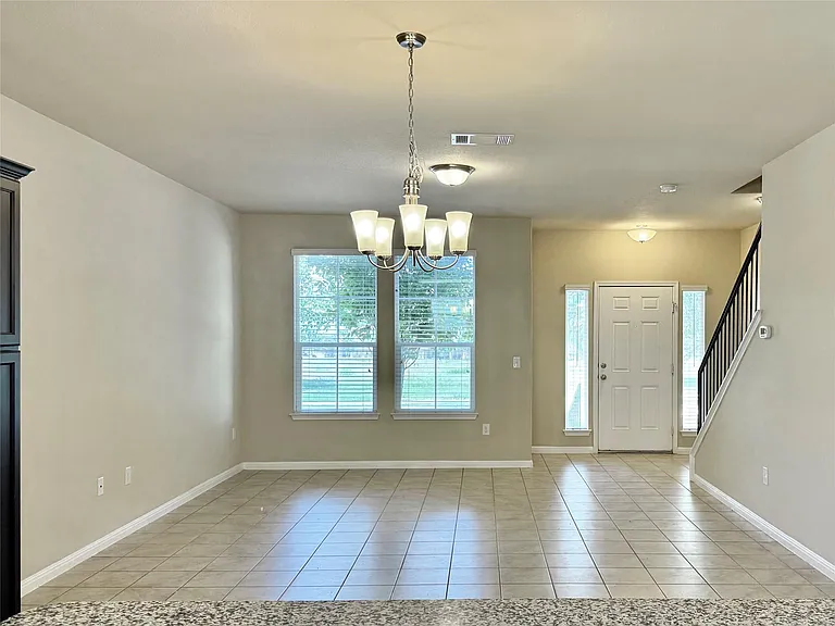 713 Katmai Cir — Photo 11
