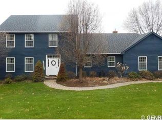150 Langpap Rd, Honeoye Falls, NY 14472