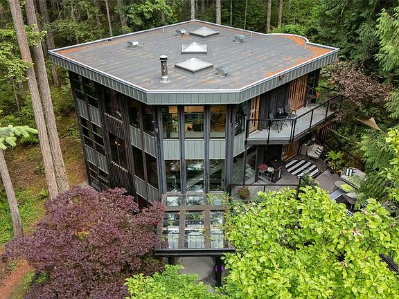 4th image of 1457 Howcrest Rd