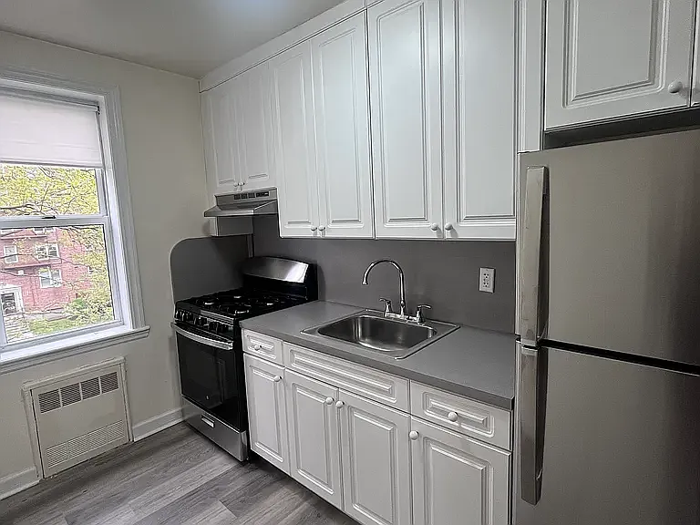 2 bed, 800 sqft, $2,800 — Photo 4
