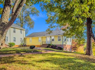 813 Duke Of Gloucester St SW, Roanoke, VA 24014